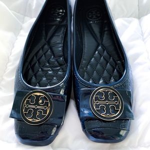 Tory Burch flats size 8 like new